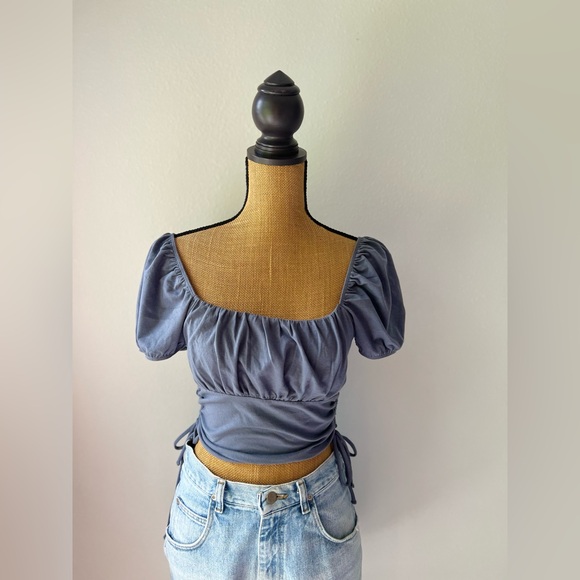 Hollister Cropped Blue Puff Short Sleeve Hollister Top - Picture 4 of 7